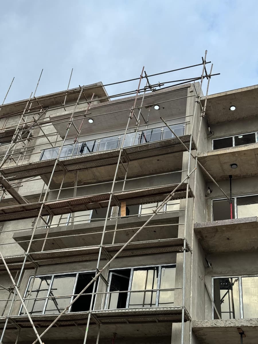 Design and construction of Basement+G+4 building west Yat Apartment photo 8