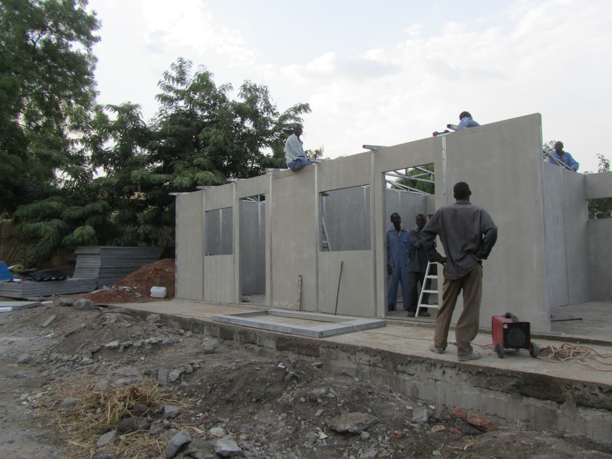 4 room accommodation W/Bathroom Buluk-Juba