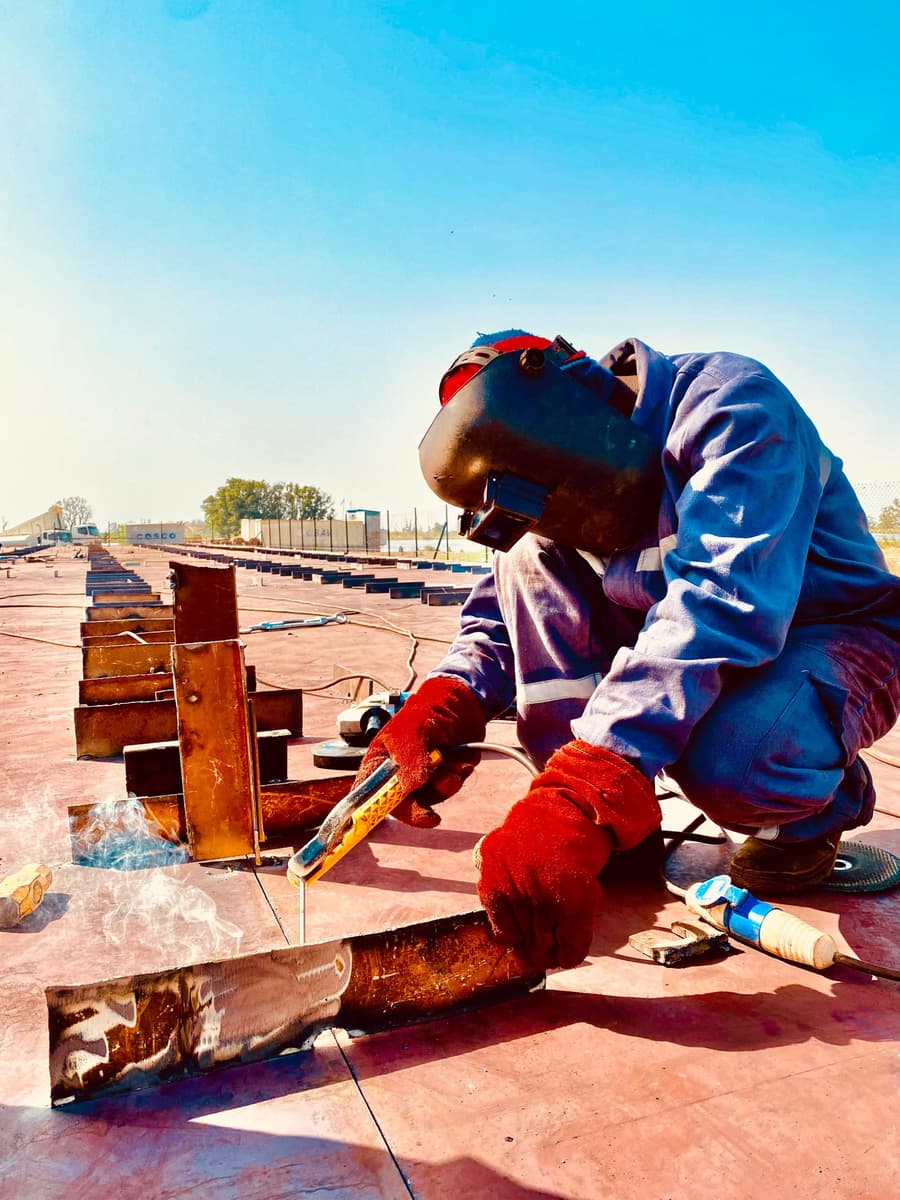 Dumb Barge 400 Tones photo 3