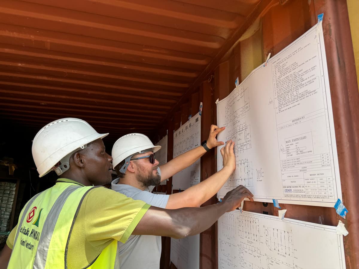 Dumb Barge 400 Tones photo 4