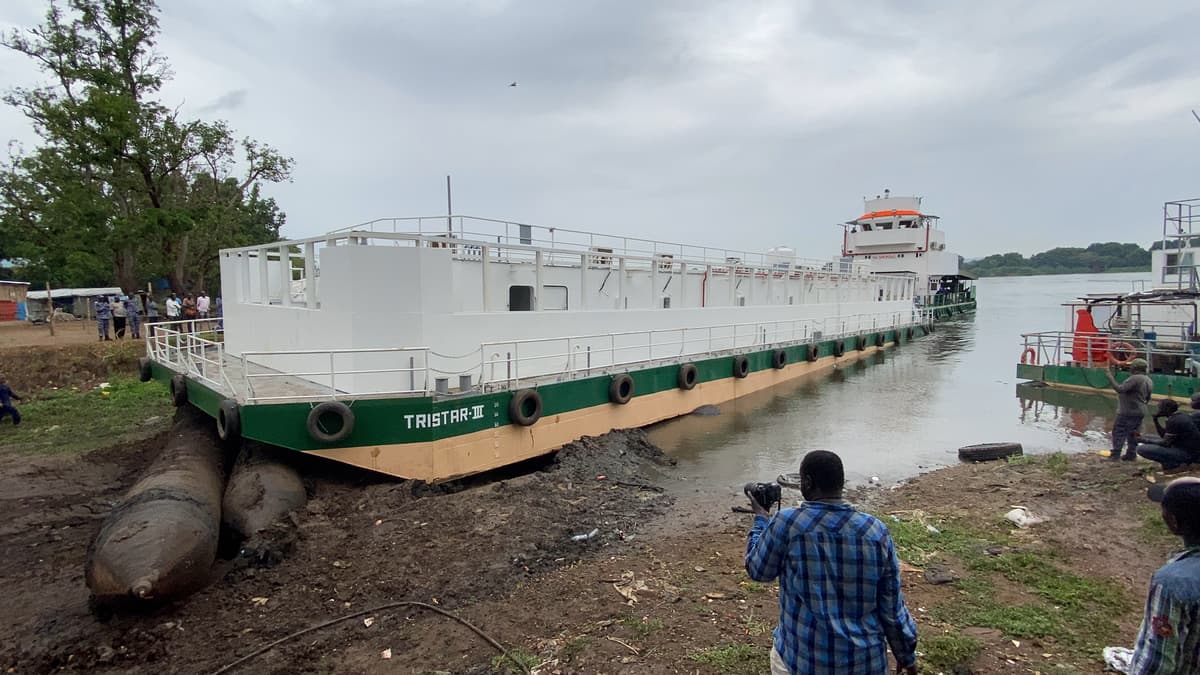 Barge Accommodation photo 2