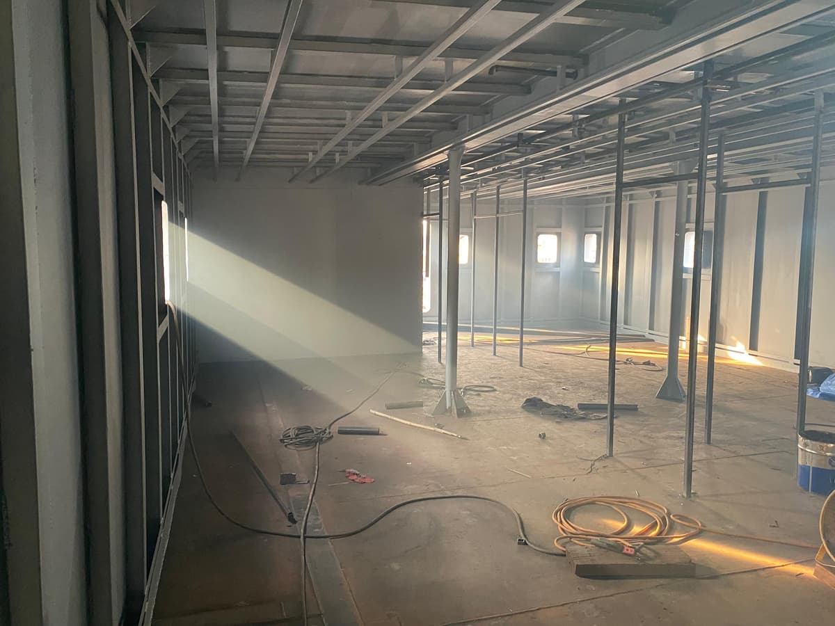 Barge Accommodation photo 12