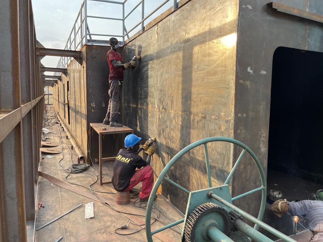 Barge Accommodation photo 21