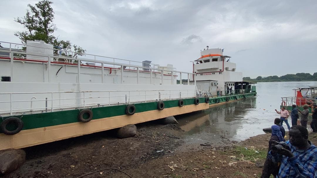 Barge Accommodation photo 4
