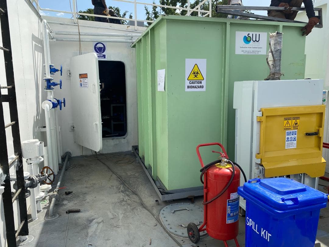 Barge Accommodation photo 6